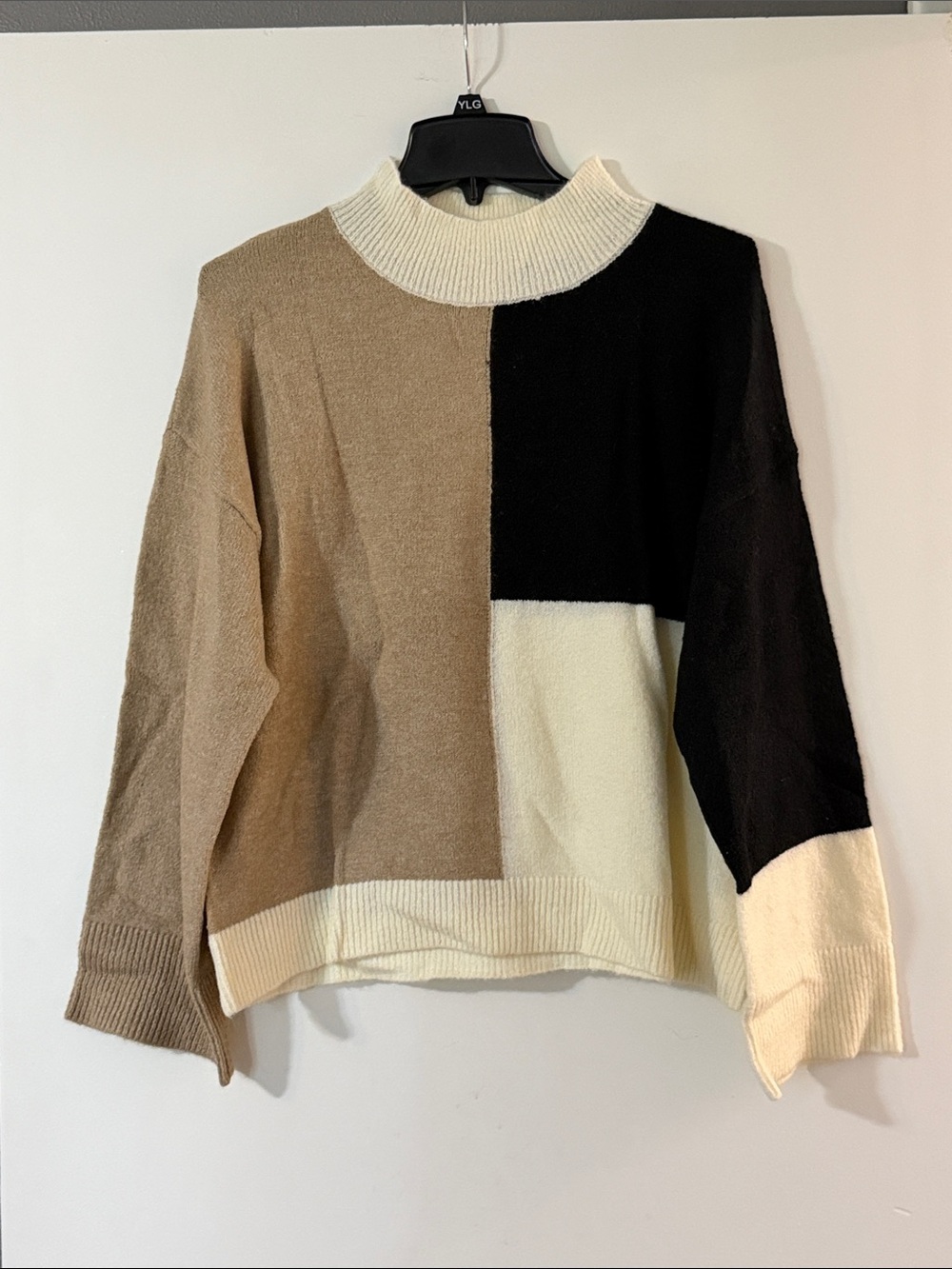 Blu Pepper Colorblock Cowl Neck Sweater in Beige, Black & Cream